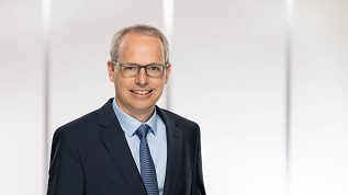 Dr. Sebastian Klüsener