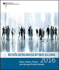 Titelseite der Broschüre „Bevölkerungsentwicklung 2016. Daten, Fakten, Trends zum demografischen Wandel“